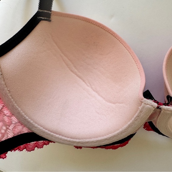 Victoria's Secret Bra Dream Angels Lined Demi Pink Red Lace Black Straps Bow 34C - Picture 7 of 13
